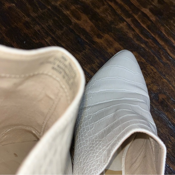 Dolce Vita Ivory Crocodile Embossed Mules - Picture 7 of 10